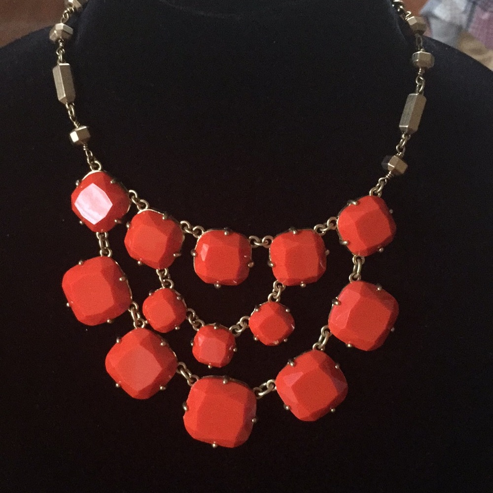 Stella&dot Olivia Bib necklace